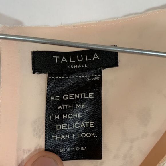 Talula Aritzia Off-White Floral Lace Dress - Picture 6 of 8